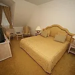 Hotel Friday 4*