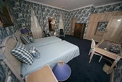 Friday Otel 4*
