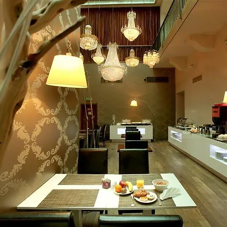 מלון Friday פראג