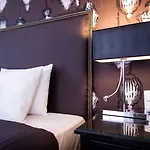 Ξενοδοχείο Friday 4*