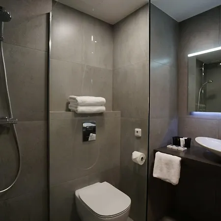 Friday Hotel