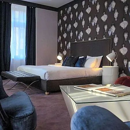 Hotell Friday Prag