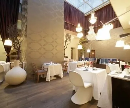 Friday Hotel 4*