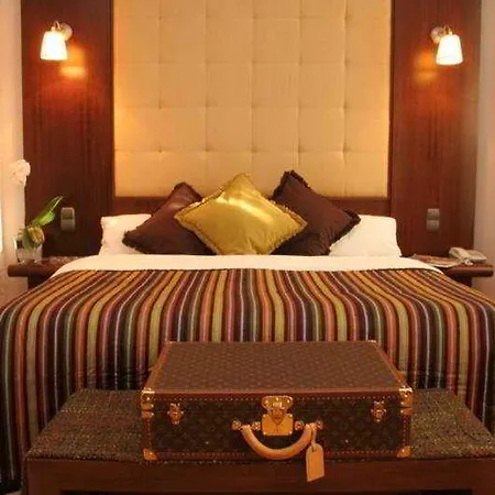 Friday Hotel 4*