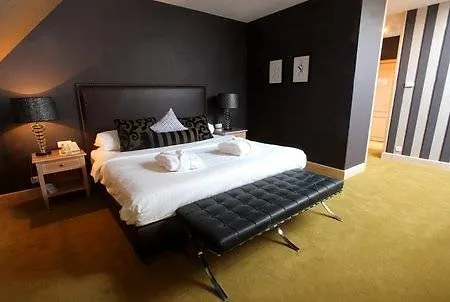 フライデー 4*