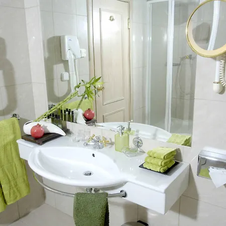 Hotel Friday 4*